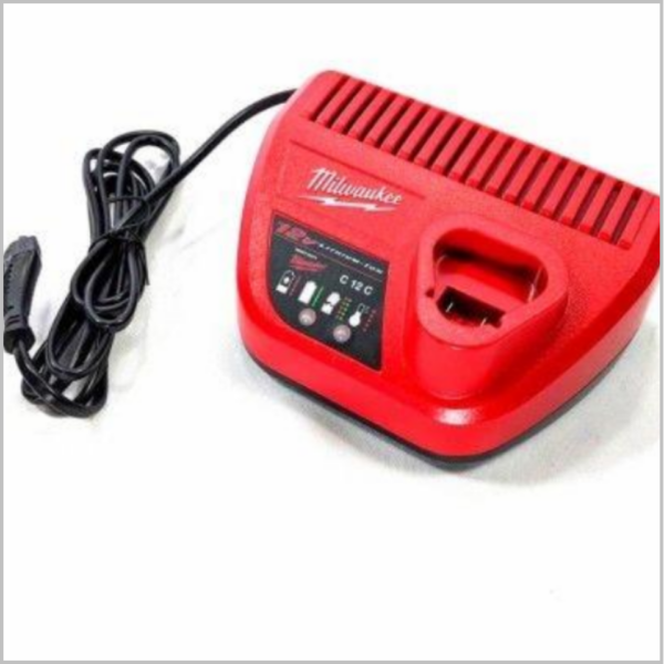 แท่นชาร์ท แบตเตอร์รี่ 12 V  6A   C12C  Milwaukee